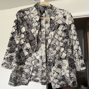 Snakeskin printed blazer